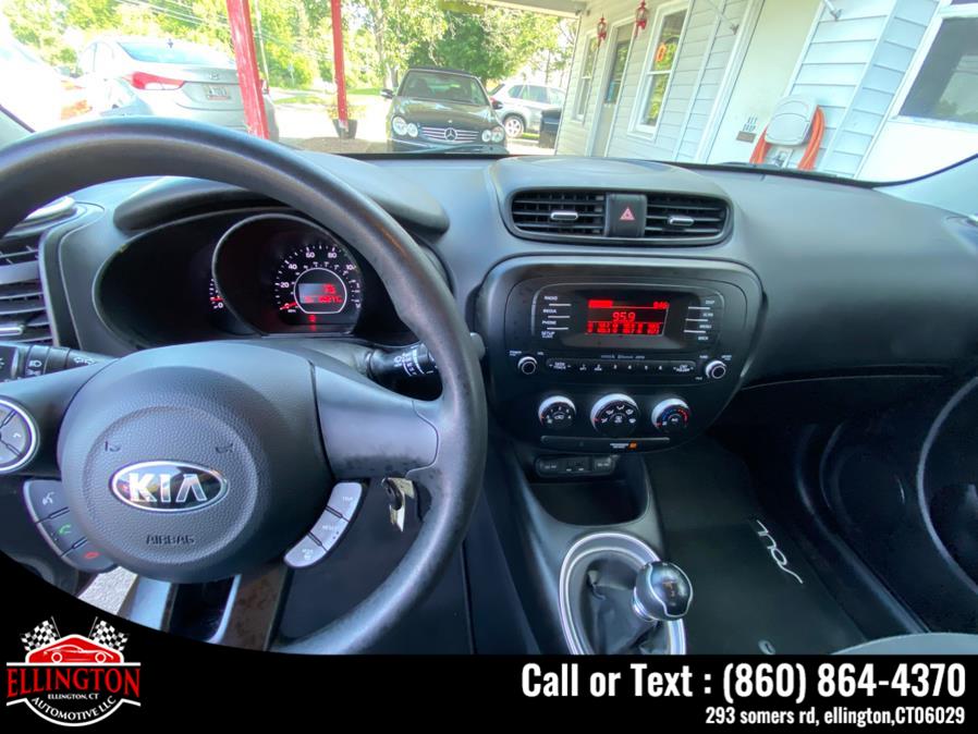 2015 Kia Soul 5dr Wgn Man Base, available for sale in Ellington, Connecticut | Ellington Automotive LLC. Ellington, Connecticut 2015 Kia Soul 5dr Wgn Man Base, available for sale in Ellington, Connecticut | Ellington Automotive LLC. Ellington, Connecticut