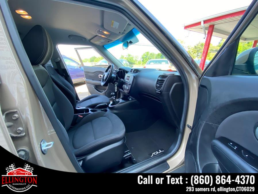 2015 Kia Soul 5dr Wgn Man Base, available for sale in Ellington, Connecticut | Ellington Automotive LLC. Ellington, Connecticut 2015 Kia Soul 5dr Wgn Man Base, available for sale in Ellington, Connecticut | Ellington Automotive LLC. Ellington, Connecticut