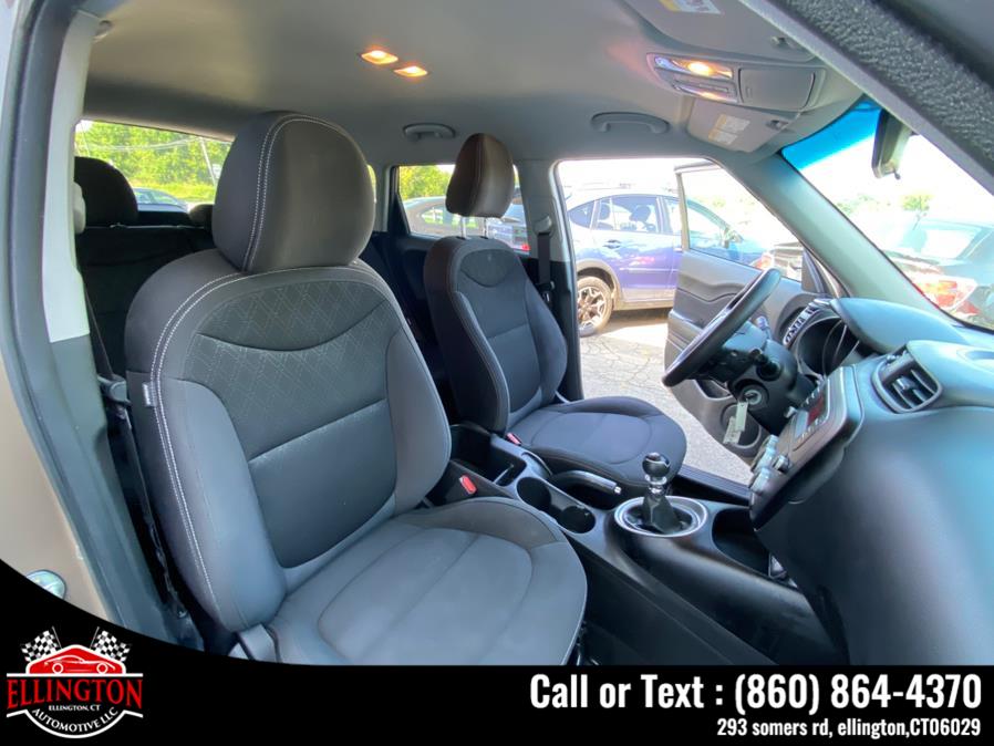 2015 Kia Soul 5dr Wgn Man Base, available for sale in Ellington, Connecticut | Ellington Automotive LLC. Ellington, Connecticut 2015 Kia Soul 5dr Wgn Man Base, available for sale in Ellington, Connecticut | Ellington Automotive LLC. Ellington, Connecticut