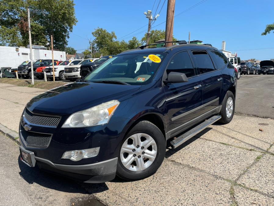 2012 Chevrolet Traverse AWD 4dr LS, available for sale in Plainfield, New Jersey | Best Cars R Us LLC. Plainfield, New Jersey 2012 Chevrolet Traverse AWD 4dr LS, available for sale in Plainfield, New Jersey | Best Cars R Us LLC. Plainfield, New Jersey