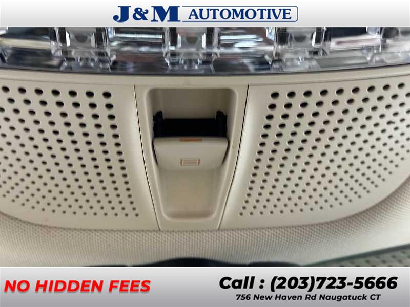 2021 Mercedes-benz Glc GLC 300, available for sale in Naugatuck, Connecticut | J&M Automotive Sls&Svc LLC. Naugatuck, Connecticut 2021 Mercedes-benz Glc GLC 300, available for sale in Naugatuck, Connecticut | J&M Automotive Sls&Svc LLC. Naugatuck, Connecticut