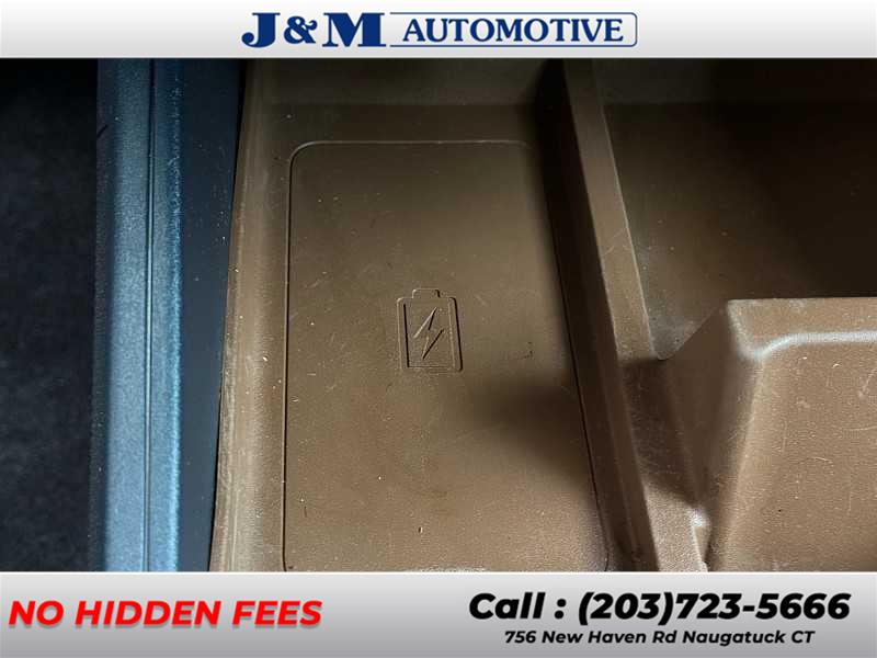 2024 Ford Maverick LARIAT, available for sale in Naugatuck, Connecticut | J&M Automotive Sls&Svc LLC. Naugatuck, Connecticut 2024 Ford Maverick LARIAT, available for sale in Naugatuck, Connecticut | J&M Automotive Sls&Svc LLC. Naugatuck, Connecticut