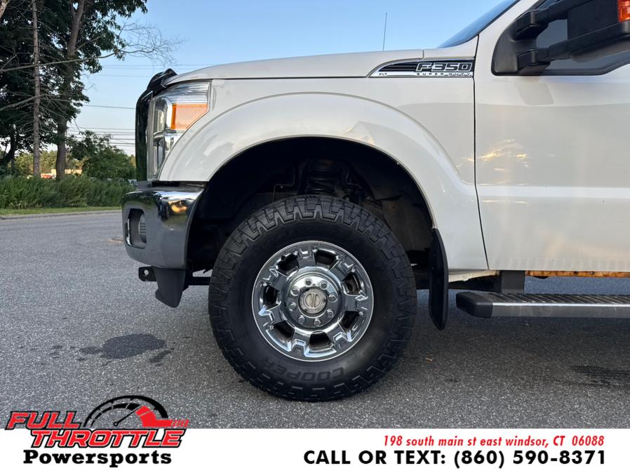 2012 Ford F-350 XL photo 24