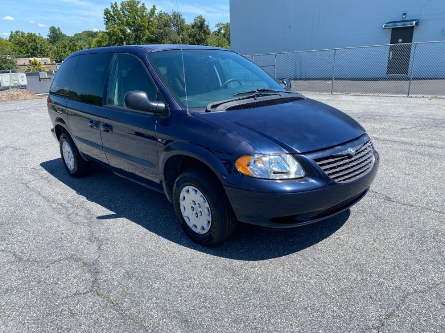 2004 Chrysler Town & Country 4dr FWD, available for sale in Bethlehem, Pennsylvania | Best Auto Deals LLC. Bethlehem, Pennsylvania 2004 Chrysler Town & Country 4dr FWD, available for sale in Bethlehem, Pennsylvania | Best Auto Deals LLC. Bethlehem, Pennsylvania