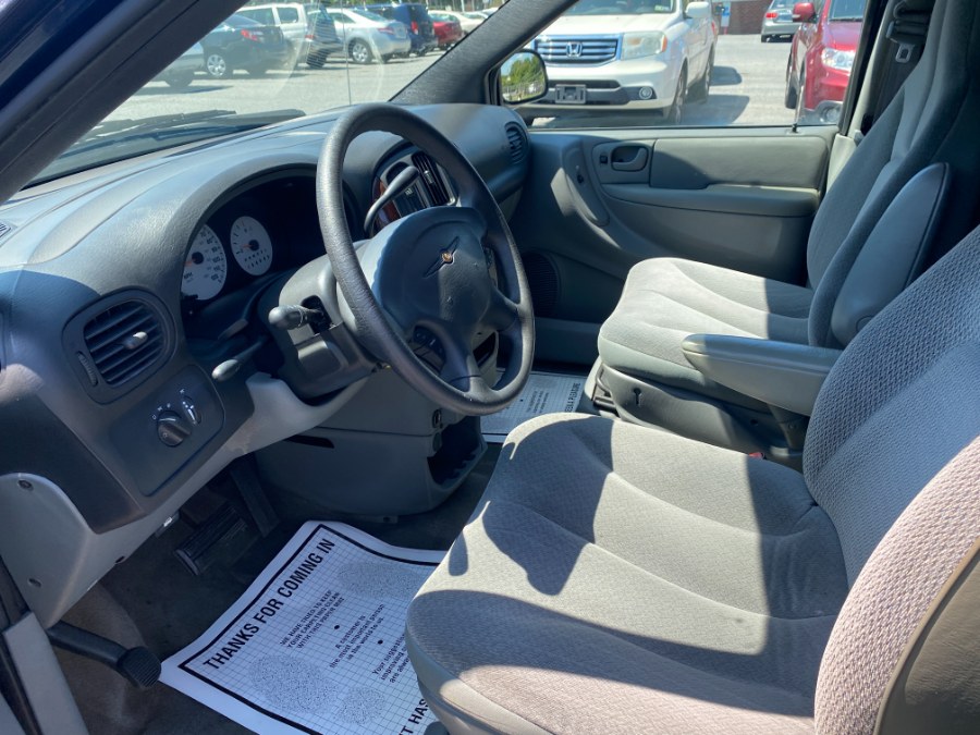 2004 Chrysler Town & Country 4dr FWD, available for sale in Bethlehem, Pennsylvania | Best Auto Deals LLC. Bethlehem, Pennsylvania 2004 Chrysler Town & Country 4dr FWD, available for sale in Bethlehem, Pennsylvania | Best Auto Deals LLC. Bethlehem, Pennsylvania