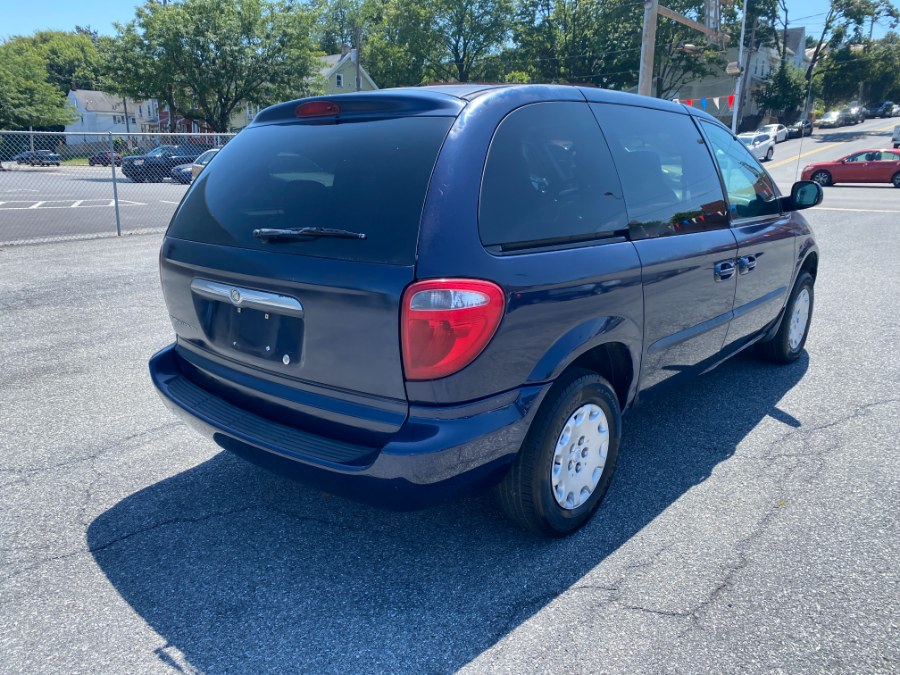 2004 Chrysler Town & Country 4dr FWD, available for sale in Bethlehem, Pennsylvania | Best Auto Deals LLC. Bethlehem, Pennsylvania 2004 Chrysler Town & Country 4dr FWD, available for sale in Bethlehem, Pennsylvania | Best Auto Deals LLC. Bethlehem, Pennsylvania
