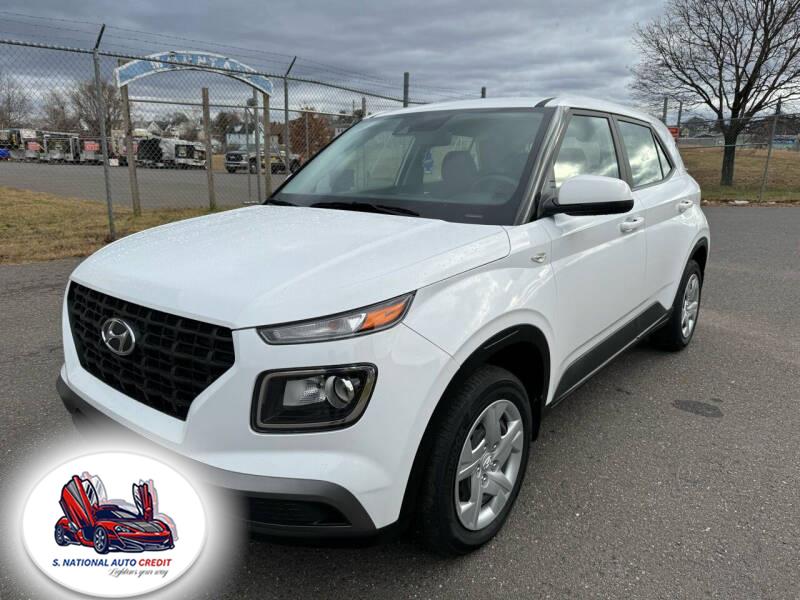 2020 Hyundai Venue SE Manual, available for sale in Meriden, Connecticut | Sandra Auto Broker LLC. Meriden, Connecticut 2020 Hyundai Venue SE Manual, available for sale in Meriden, Connecticut | Sandra Auto Broker LLC. Meriden, Connecticut