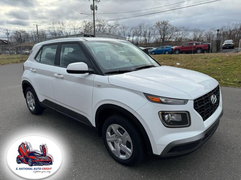 2020 Hyundai Venue SE Manual, available for sale in Meriden, Connecticut | Sandra Auto Broker LLC. Meriden, Connecticut 2020 Hyundai Venue SE Manual, available for sale in Meriden, Connecticut | Sandra Auto Broker LLC. Meriden, Connecticut