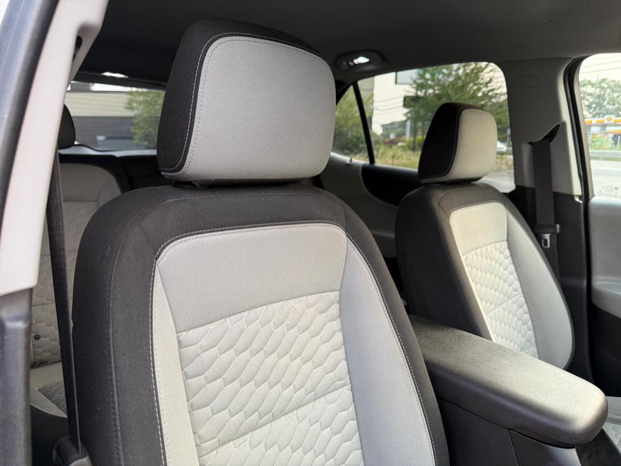 2018 Chevrolet Equinox AWD 4dr LT w/1LT, available for sale in Peabody, Massachusetts | All Motors. Peabody, Massachusetts 2018 Chevrolet Equinox AWD 4dr LT w/1LT, available for sale in Peabody, Massachusetts | All Motors. Peabody, Massachusetts