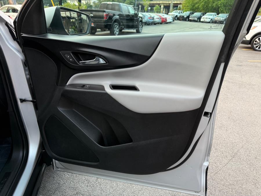 2018 Chevrolet Equinox AWD 4dr LT w/1LT, available for sale in Peabody, Massachusetts | All Motors. Peabody, Massachusetts 2018 Chevrolet Equinox AWD 4dr LT w/1LT, available for sale in Peabody, Massachusetts | All Motors. Peabody, Massachusetts
