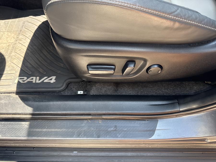 2015 Toyota RAV4 AWD 4dr Limited, available for sale in Waterbury, Connecticut | National Auto Brokers, Inc.. Waterbury, Connecticut 2015 Toyota RAV4 AWD 4dr Limited, available for sale in Waterbury, Connecticut | National Auto Brokers, Inc.. Waterbury, Connecticut