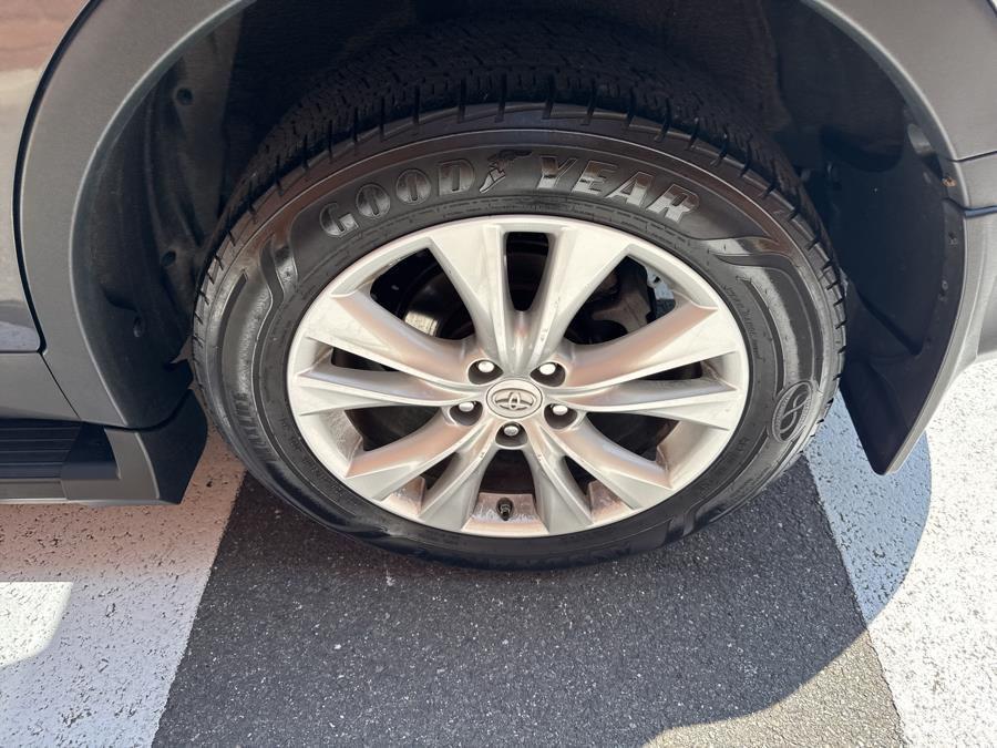 2015 Toyota RAV4 AWD 4dr Limited, available for sale in Waterbury, Connecticut | National Auto Brokers, Inc.. Waterbury, Connecticut 2015 Toyota RAV4 AWD 4dr Limited, available for sale in Waterbury, Connecticut | National Auto Brokers, Inc.. Waterbury, Connecticut