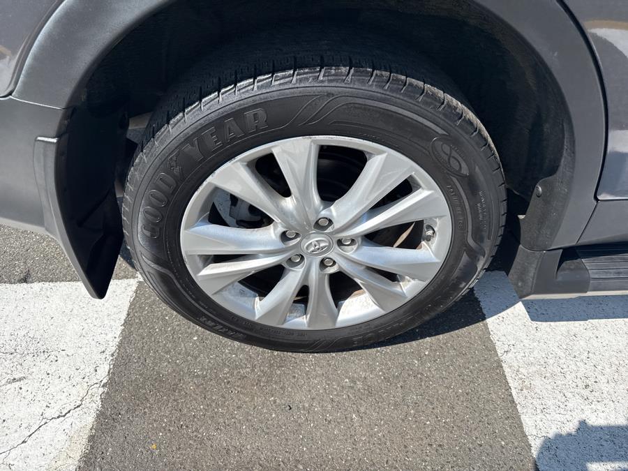 2015 Toyota RAV4 AWD 4dr Limited, available for sale in Waterbury, Connecticut | National Auto Brokers, Inc.. Waterbury, Connecticut 2015 Toyota RAV4 AWD 4dr Limited, available for sale in Waterbury, Connecticut | National Auto Brokers, Inc.. Waterbury, Connecticut
