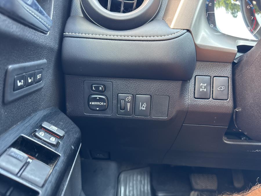 2017 Toyota RAV4 Limited AWD, available for sale in Waterbury, Connecticut | National Auto Brokers, Inc.. Waterbury, Connecticut 2017 Toyota RAV4 Limited AWD, available for sale in Waterbury, Connecticut | National Auto Brokers, Inc.. Waterbury, Connecticut
