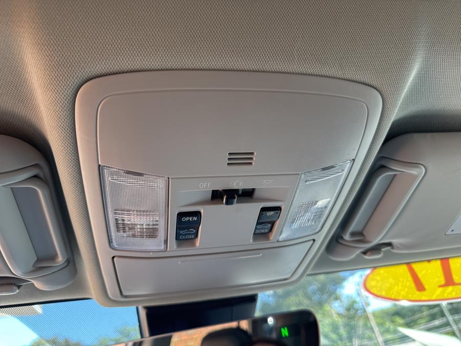 2017 Toyota RAV4 Limited AWD, available for sale in Waterbury, Connecticut | National Auto Brokers, Inc.. Waterbury, Connecticut 2017 Toyota RAV4 Limited AWD, available for sale in Waterbury, Connecticut | National Auto Brokers, Inc.. Waterbury, Connecticut