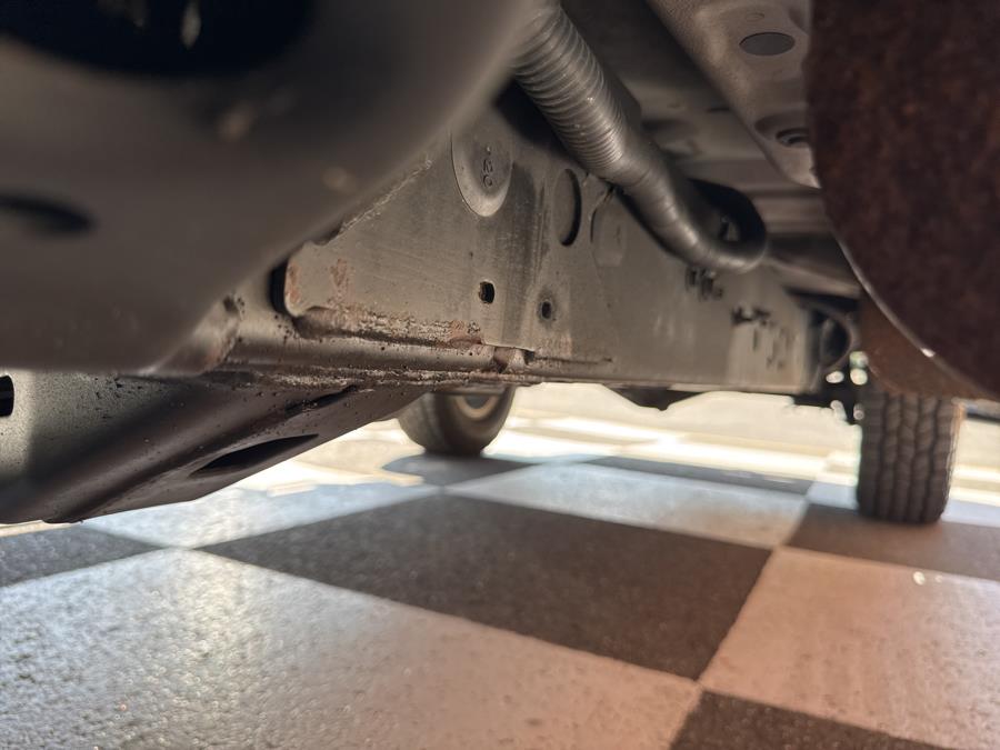 2016 Toyota Tacoma 4WD Double Cab V6 AT SR5, available for sale in Waterbury, Connecticut | National Auto Brokers, Inc.. Waterbury, Connecticut 2016 Toyota Tacoma 4WD Double Cab V6 AT SR5, available for sale in Waterbury, Connecticut | National Auto Brokers, Inc.. Waterbury, Connecticut