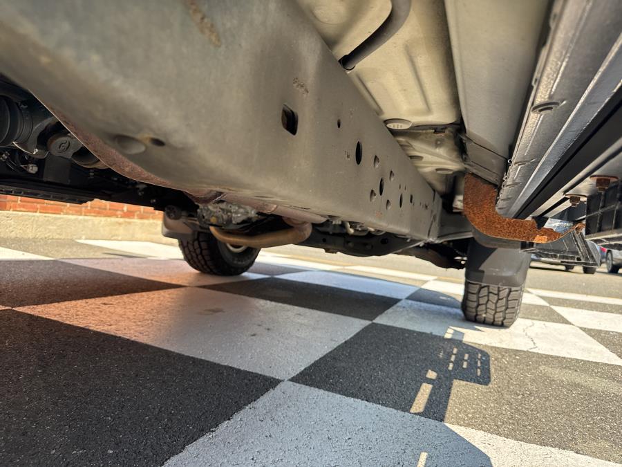 2016 Toyota Tacoma 4WD Double Cab V6 AT SR5, available for sale in Waterbury, Connecticut | National Auto Brokers, Inc.. Waterbury, Connecticut 2016 Toyota Tacoma 4WD Double Cab V6 AT SR5, available for sale in Waterbury, Connecticut | National Auto Brokers, Inc.. Waterbury, Connecticut