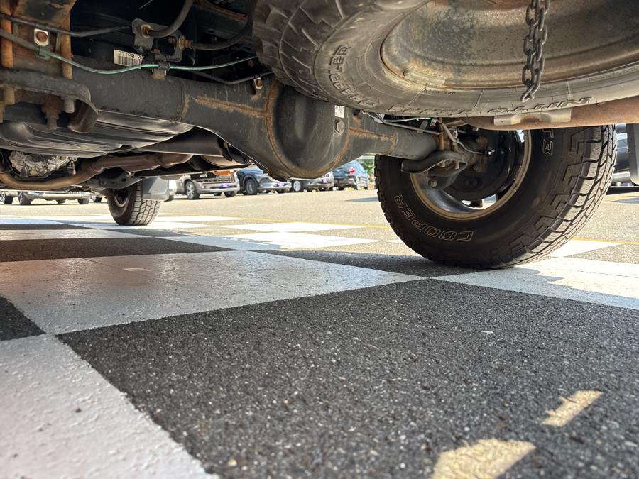 2016 Toyota Tacoma 4WD Double Cab V6 AT SR5, available for sale in Waterbury, Connecticut | National Auto Brokers, Inc.. Waterbury, Connecticut 2016 Toyota Tacoma 4WD Double Cab V6 AT SR5, available for sale in Waterbury, Connecticut | National Auto Brokers, Inc.. Waterbury, Connecticut
