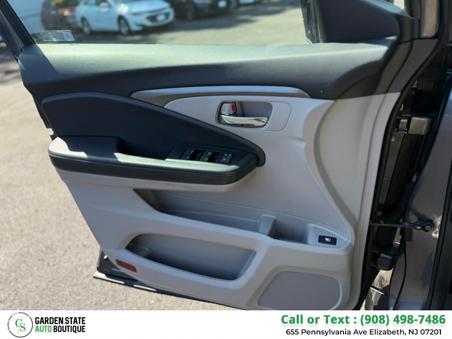 2017 Honda Pilot EX AWD, available for sale in Elizabeth, New Jersey | Garden State Auto Boutique. Elizabeth, New Jersey 2017 Honda Pilot EX AWD, available for sale in Elizabeth, New Jersey | Garden State Auto Boutique. Elizabeth, New Jersey