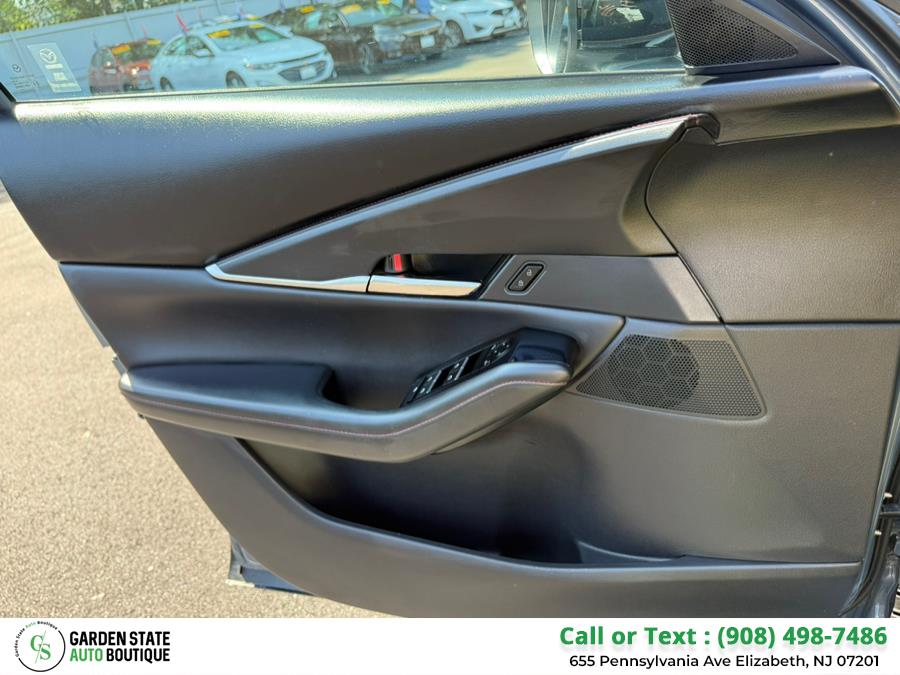 2022 Mazda CX-30 2.5 S Carbon Edition AWD, available for sale in Elizabeth, New Jersey | Garden State Auto Boutique. Elizabeth, New Jersey 2022 Mazda CX-30 2.5 S Carbon Edition AWD, available for sale in Elizabeth, New Jersey | Garden State Auto Boutique. Elizabeth, New Jersey