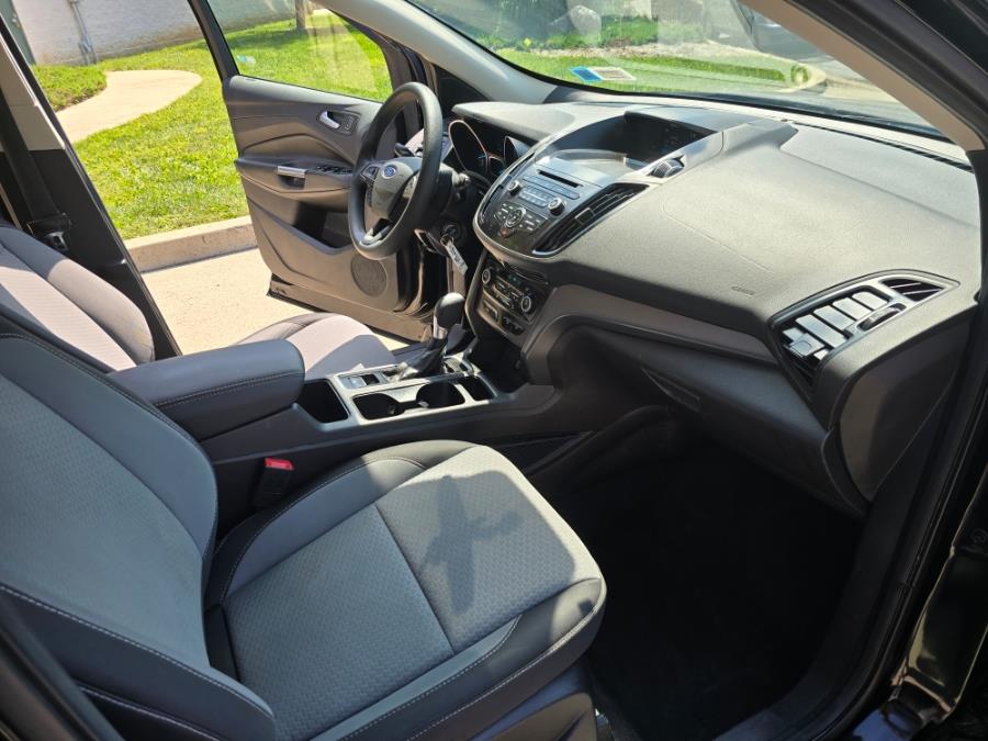 2017 Ford Escape SE FWD, available for sale in Philadelphia, Pennsylvania | Eugen's Auto Sales & Repairs. Philadelphia, Pennsylvania 2017 Ford Escape SE FWD, available for sale in Philadelphia, Pennsylvania | Eugen's Auto Sales & Repairs. Philadelphia, Pennsylvania