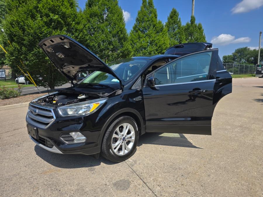 2017 Ford Escape SE FWD, available for sale in Philadelphia, Pennsylvania | Eugen's Auto Sales & Repairs. Philadelphia, Pennsylvania 2017 Ford Escape SE FWD, available for sale in Philadelphia, Pennsylvania | Eugen's Auto Sales & Repairs. Philadelphia, Pennsylvania