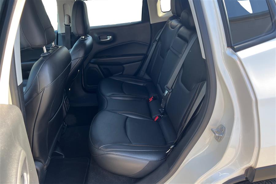 2019 Jeep Compass Limited photo 9