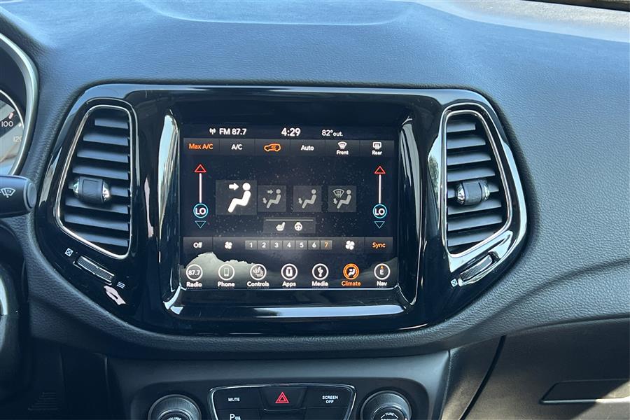 2019 Jeep Compass Limited photo 13