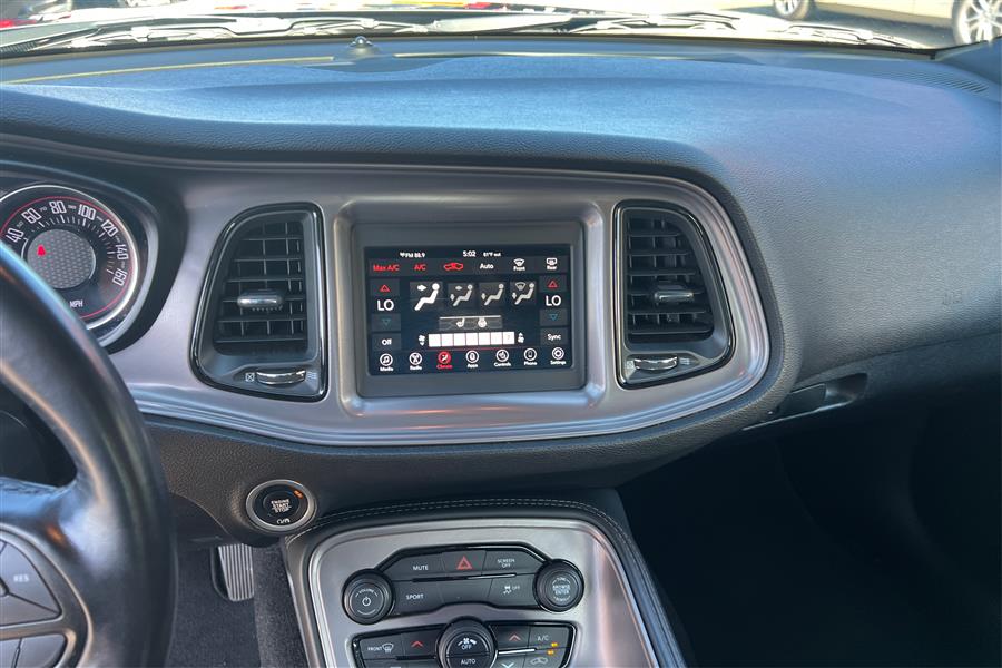 2023 Dodge Challenger SXT AWD photo 14