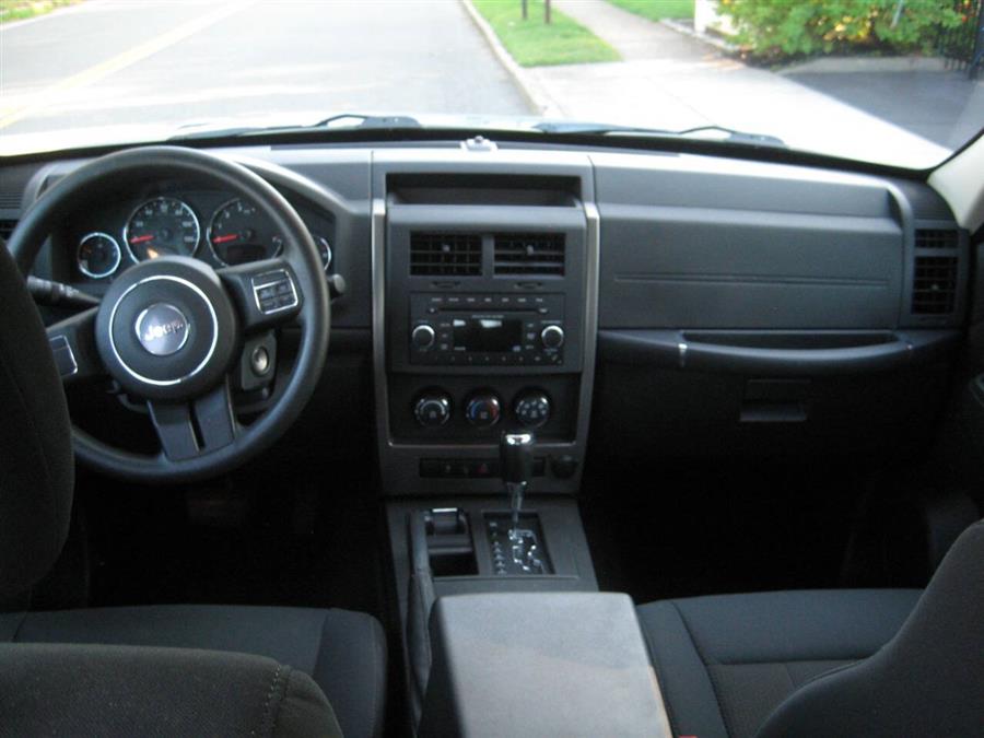 2012 Jeep Liberty Sport 4x4 4dr SUV, available for sale in Massapequa, New York | Rite Choice Auto Inc.. Massapequa, New York 2012 Jeep Liberty Sport 4x4 4dr SUV, available for sale in Massapequa, New York | Rite Choice Auto Inc.. Massapequa, New York