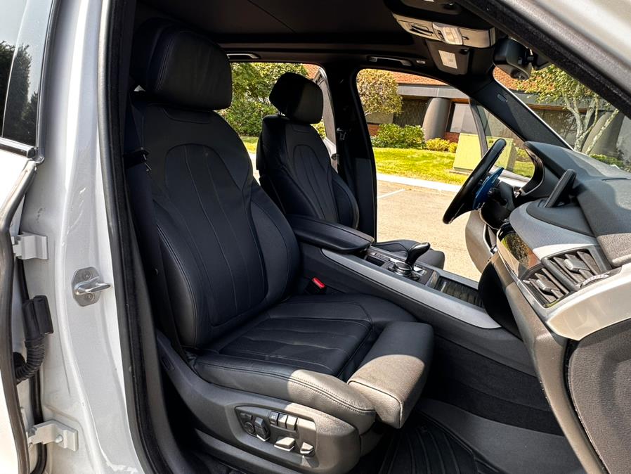 2016 BMW X5 AWD 4dr xDrive50i, available for sale in Bristol, Connecticut | Riverside Auto Center LLC. Bristol, Connecticut 2016 BMW X5 AWD 4dr xDrive50i, available for sale in Bristol, Connecticut | Riverside Auto Center LLC. Bristol, Connecticut