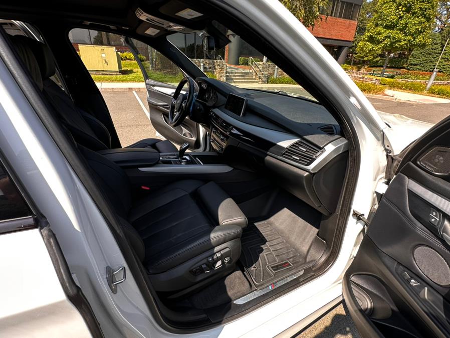 2016 BMW X5 AWD 4dr xDrive50i, available for sale in Bristol, Connecticut | Riverside Auto Center LLC. Bristol, Connecticut 2016 BMW X5 AWD 4dr xDrive50i, available for sale in Bristol, Connecticut | Riverside Auto Center LLC. Bristol, Connecticut