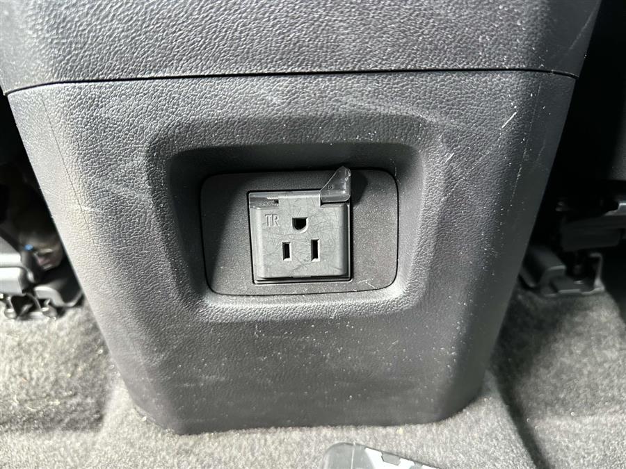 2024 Toyota Grand Highlander XLE, available for sale in Patchogue, New York | Baron Supercenter. Patchogue, New York 2024 Toyota Grand Highlander XLE, available for sale in Patchogue, New York | Baron Supercenter. Patchogue, New York