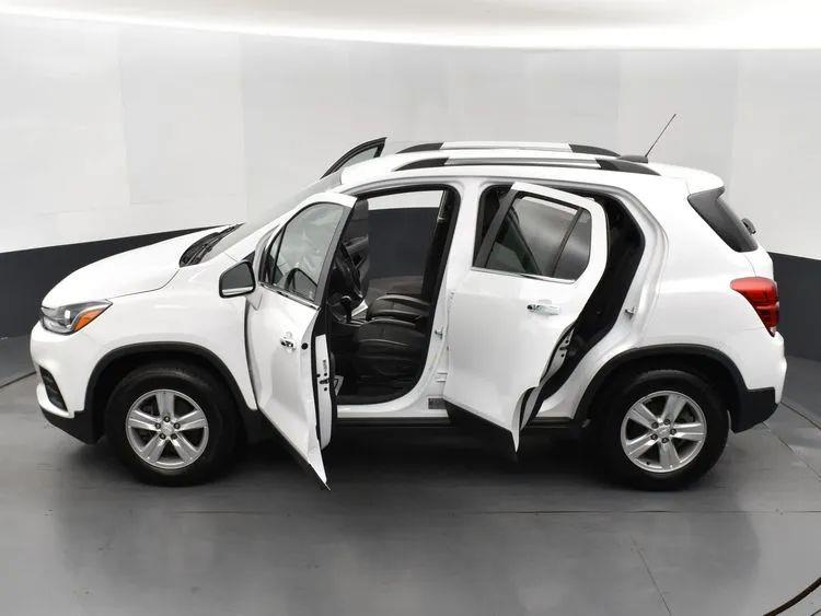 2019 Chevrolet Trax LT Sport Utility 4D, available for sale in Irvington, New Jersey | NJ Used Cars Center. Irvington, New Jersey 2019 Chevrolet Trax LT Sport Utility 4D, available for sale in Irvington, New Jersey | NJ Used Cars Center. Irvington, New Jersey