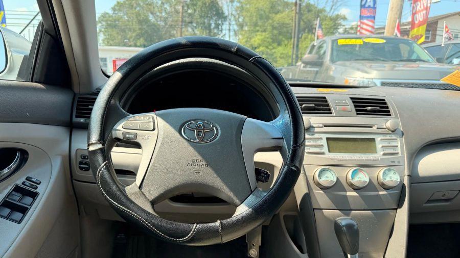 2007 Toyota Camry SE Sedan 4D, available for sale in Linden, New Jersey | Route 27 Auto Mall. Linden, New Jersey 2007 Toyota Camry SE Sedan 4D, available for sale in Linden, New Jersey | Route 27 Auto Mall. Linden, New Jersey