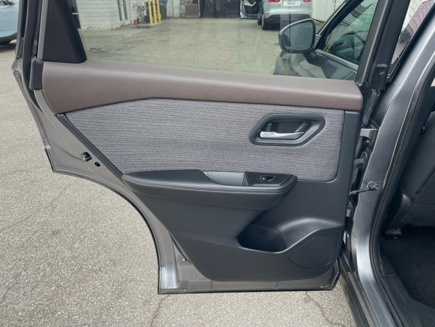 2021 Nissan Rogue FWD SV, available for sale in Hawaiian Gardens, California | Luxe Motors. Hawaiian Gardens, California 2021 Nissan Rogue FWD SV, available for sale in Hawaiian Gardens, California | Luxe Motors. Hawaiian Gardens, California
