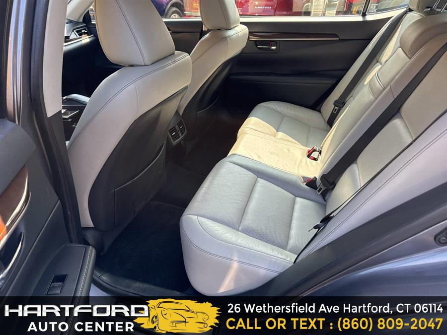 2014 Lexus Es 350 Base 4dr Sedan, available for sale in Hartford, Connecticut | Hartford Auto Center LLC. Hartford, Connecticut 2014 Lexus Es 350 Base 4dr Sedan, available for sale in Hartford, Connecticut | Hartford Auto Center LLC. Hartford, Connecticut