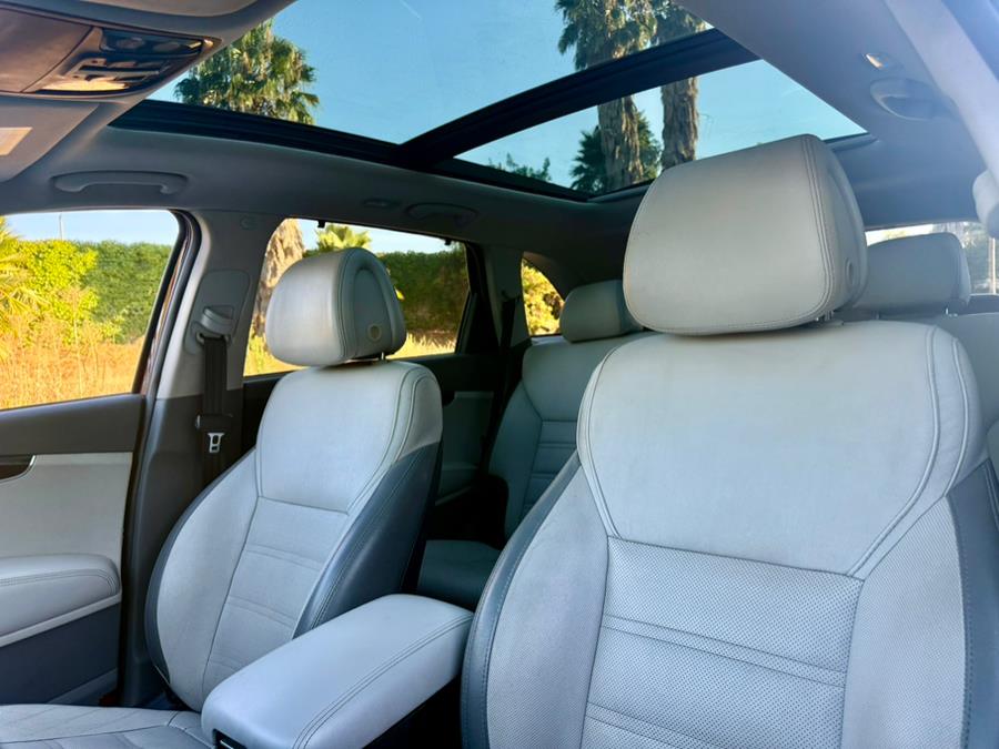 2016 Kia Sorento FWD 4dr 3.3L SX, available for sale in Tarzana, California | Ivanna Auto. Tarzana, California 2016 Kia Sorento FWD 4dr 3.3L SX, available for sale in Tarzana, California | Ivanna Auto. Tarzana, California