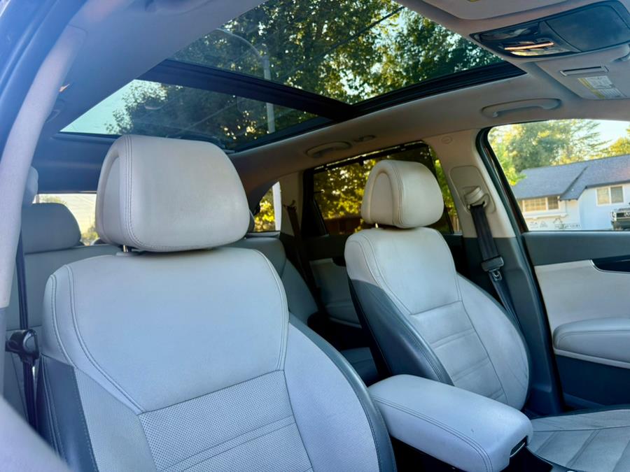2016 Kia Sorento FWD 4dr 3.3L SX, available for sale in Tarzana, California | Ivanna Auto. Tarzana, California 2016 Kia Sorento FWD 4dr 3.3L SX, available for sale in Tarzana, California | Ivanna Auto. Tarzana, California