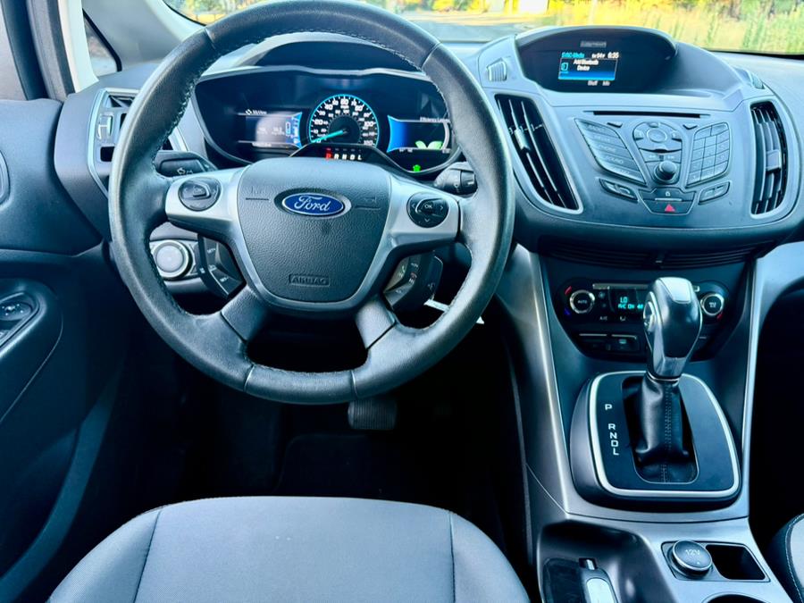 2013 Ford C-Max Hybrid 5dr HB SE, available for sale in Tarzana, California | Ivanna Auto. Tarzana, California 2013 Ford C-Max Hybrid 5dr HB SE, available for sale in Tarzana, California | Ivanna Auto. Tarzana, California