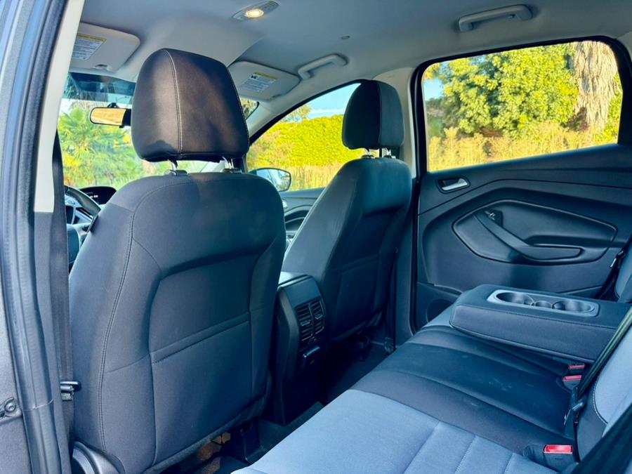 2013 Ford C-Max Hybrid 5dr HB SE, available for sale in Tarzana, California | Ivanna Auto. Tarzana, California 2013 Ford C-Max Hybrid 5dr HB SE, available for sale in Tarzana, California | Ivanna Auto. Tarzana, California