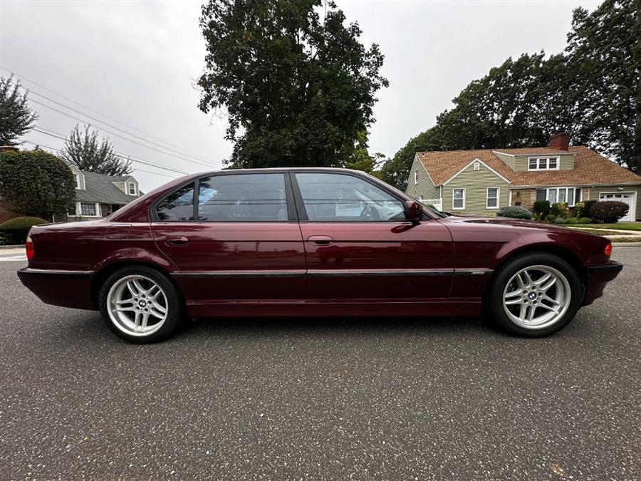 2001 BMW 7 Series 740iL 4dr Sedan, available for sale in Hempstead, New York | VIP Auto Credit Express. Hempstead, New York 2001 BMW 7 Series 740iL 4dr Sedan, available for sale in Hempstead, New York | VIP Auto Credit Express. Hempstead, New York