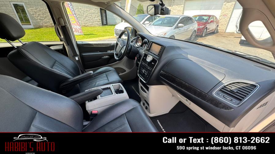 2012 Chrysler Town & Country 4dr Wgn Touring, available for sale in Windsor Locks, Connecticut | Habibis Auto Sales. Windsor Locks, Connecticut 2012 Chrysler Town & Country 4dr Wgn Touring, available for sale in Windsor Locks, Connecticut | Habibis Auto Sales. Windsor Locks, Connecticut