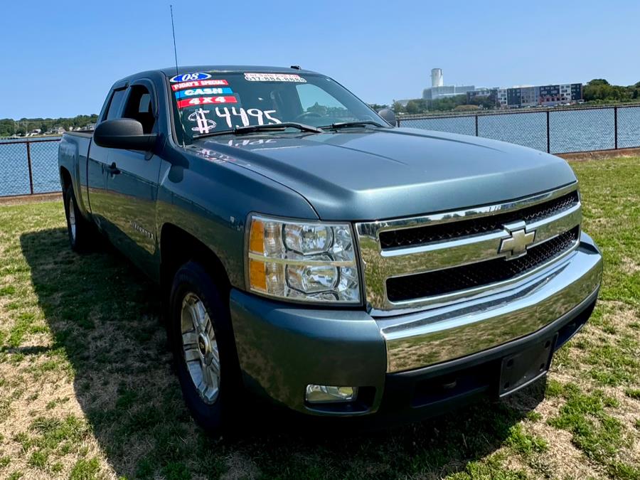 2008 Chevrolet Silverado 1500 4WD Ext Cab 143.5" LT w/2LT, available for sale in Salem, Massachusetts | Dave Franks Auto Sales. Salem, Massachusetts 2008 Chevrolet Silverado 1500 4WD Ext Cab 143.5" LT w/2LT, available for sale in Salem, Massachusetts | Dave Franks Auto Sales. Salem, Massachusetts