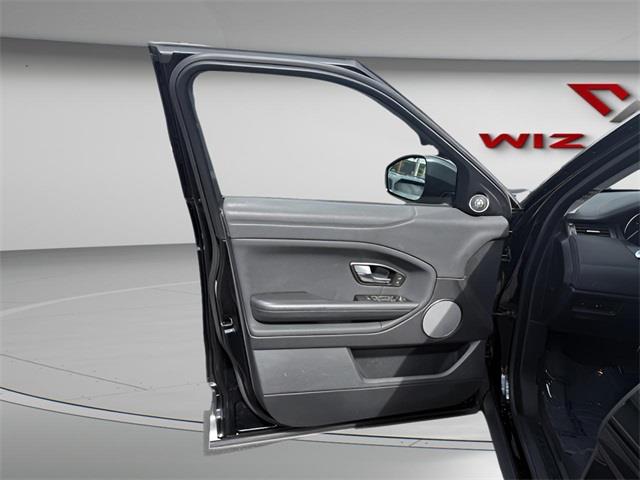 2018 Land Rover Range Rover Evoque SE Premium, available for sale in Stratford, Connecticut | Wiz Leasing Inc. Stratford, Connecticut 2018 Land Rover Range Rover Evoque SE Premium, available for sale in Stratford, Connecticut | Wiz Leasing Inc. Stratford, Connecticut