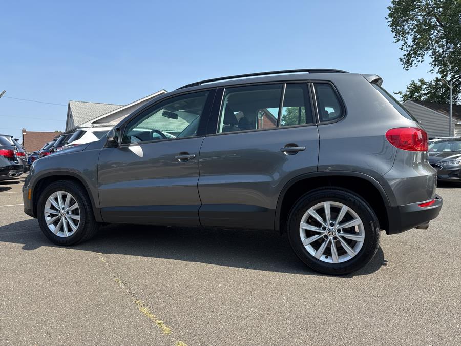 2018 Volkswagen Tiguan Limited 2.0T 4MOTION, available for sale in Little Ferry, New Jersey | Victoria Preowned Autos Inc. Little Ferry, New Jersey 2018 Volkswagen Tiguan Limited 2.0T 4MOTION, available for sale in Little Ferry, New Jersey | Victoria Preowned Autos Inc. Little Ferry, New Jersey