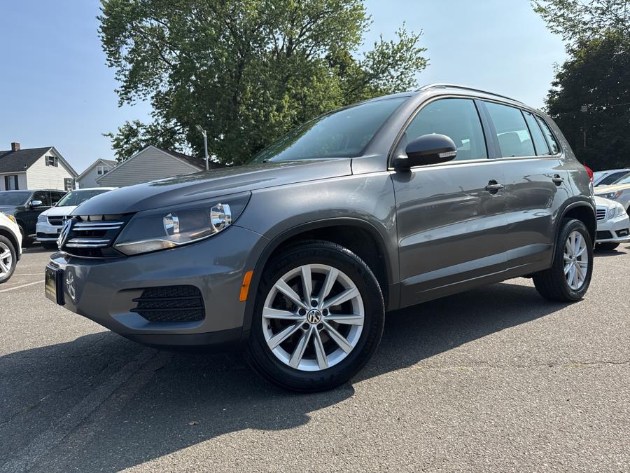 2018 Volkswagen Tiguan Limited 2.0T 4MOTION, available for sale in Little Ferry, New Jersey | Victoria Preowned Autos Inc. Little Ferry, New Jersey 2018 Volkswagen Tiguan Limited 2.0T 4MOTION, available for sale in Little Ferry, New Jersey | Victoria Preowned Autos Inc. Little Ferry, New Jersey