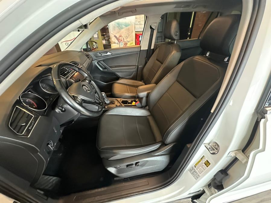 2018 Volkswagen Tiguan 2.0T SE 4MOTION, available for sale in West Hartford, Connecticut | AutoMax. West Hartford, Connecticut 2018 Volkswagen Tiguan 2.0T SE 4MOTION, available for sale in West Hartford, Connecticut | AutoMax. West Hartford, Connecticut