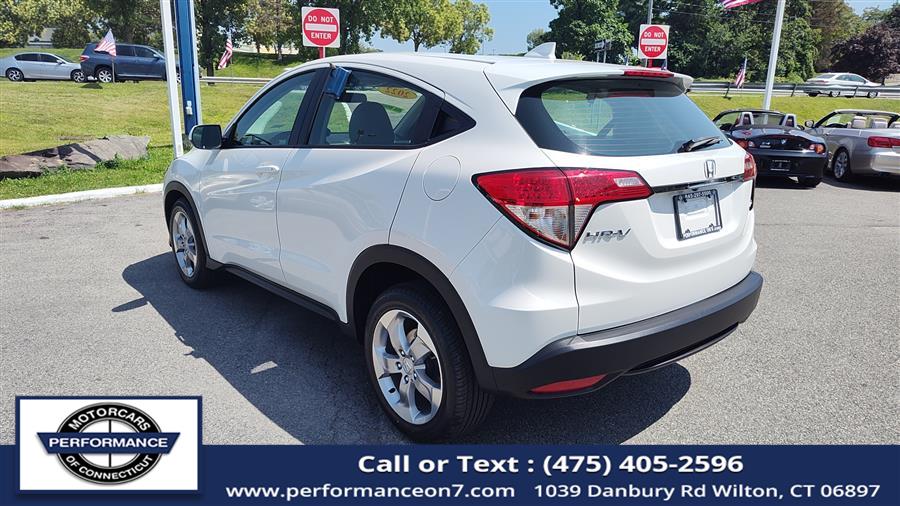 2022 Honda HR-V LX AWD CVT, available for sale in Wilton, Connecticut | Performance Motor Cars Of Connecticut LLC. Wilton, Connecticut 2022 Honda HR-V LX AWD CVT, available for sale in Wilton, Connecticut | Performance Motor Cars Of Connecticut LLC. Wilton, Connecticut