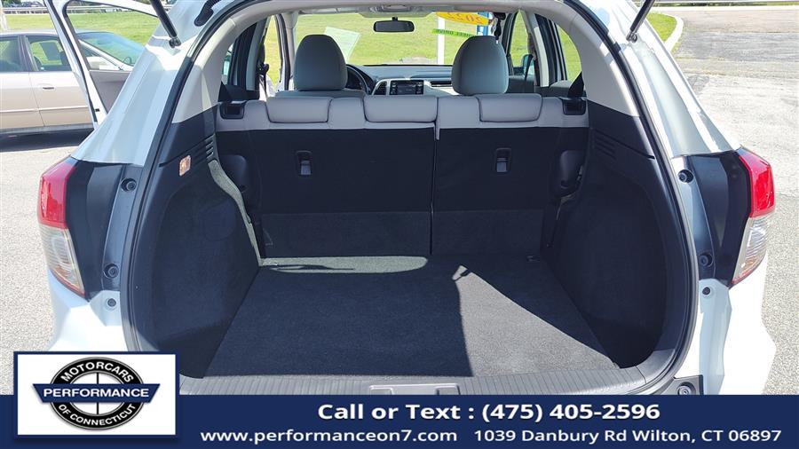 2022 Honda HR-V LX AWD CVT, available for sale in Wilton, Connecticut | Performance Motor Cars Of Connecticut LLC. Wilton, Connecticut 2022 Honda HR-V LX AWD CVT, available for sale in Wilton, Connecticut | Performance Motor Cars Of Connecticut LLC. Wilton, Connecticut